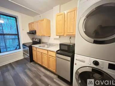 Main picture of 380 Saint Johns Pl