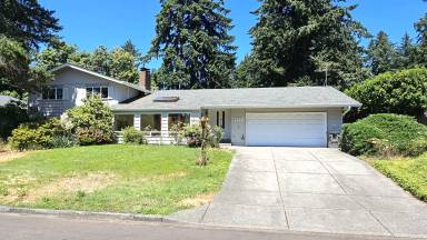 Main picture of 9602 SE 12th St