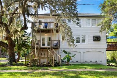 Main picture of 1202 20th St W