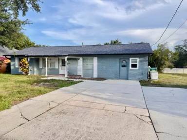 Main picture of 1911 S Palomar Dr