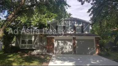 Main picture of 12600 S Summertree Ln