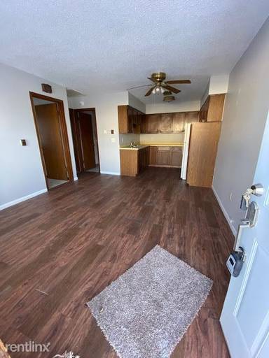 Main picture of 101 E Bennett St
