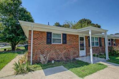 Main picture of 4601 Hardy Dr