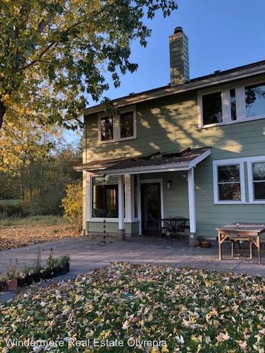 Main picture of 4337 Foxhall Dr NE