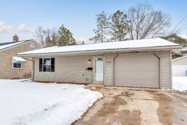 Main picture of 243 Irene St