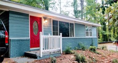 Main picture of 486 Fairburn Rd NW