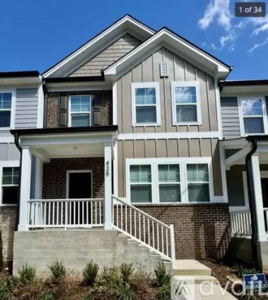 Main picture of 438 Ribbon Rail St