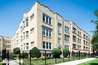 Main picture of 5064 N Wolcott Ave