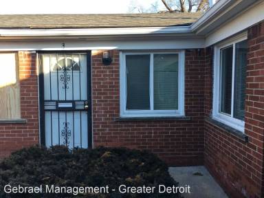 Main picture of 11018 Hayes St