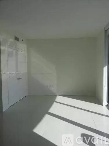 Main picture of 1050-1060 Brickell Condos