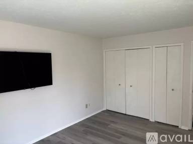 Main picture of 250 Deepwood Dr