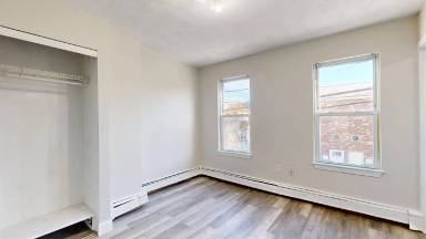 Main picture of 137 Chelsea St