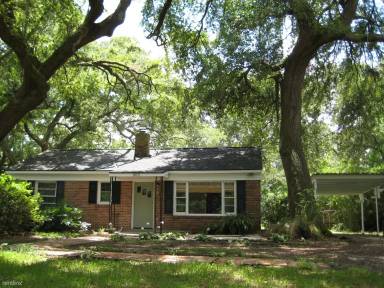 Main picture of 1013 Bradford Ave