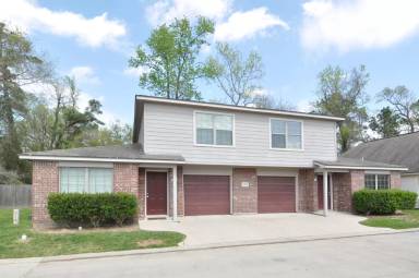Main picture of 21455 W Wallis Dr