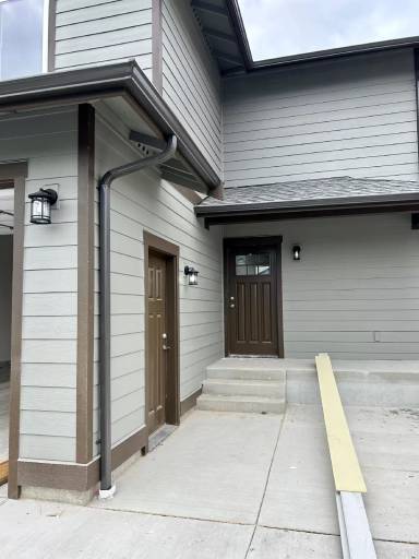 Main picture of 612 Mead Ave