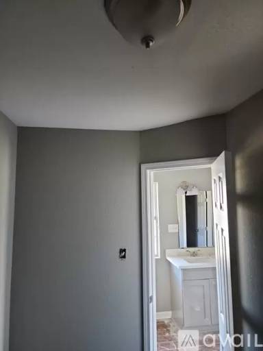 Main picture of 43 Ridgewood Dr