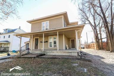 Main picture of 1019 Moro St