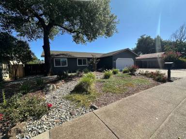 Main picture of 1133 Pineland Dr
