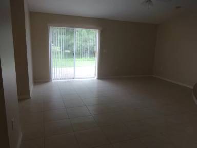 Main picture of 1122 NW 24th Pl