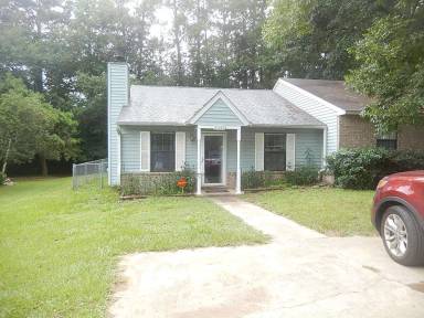 Main picture of 2042 Pecan Ct