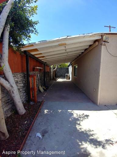 Main picture of 9811 S Budlong Ave