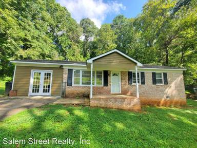 Main picture of 2836 Oak Ridge Ct