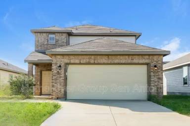 Main picture of 163 Laurel Grace Ln