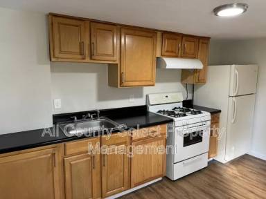 Main picture of 85 Groveland St