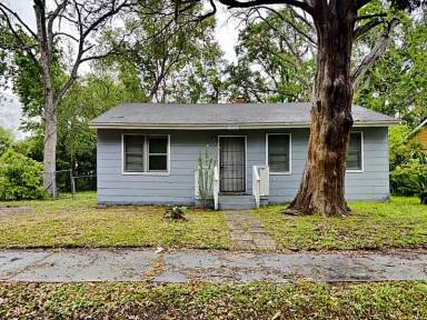 Main picture of 3173 3rd Street Cir S