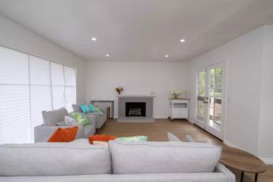 Main picture of 243 Grace Dr