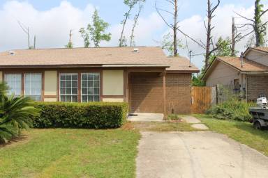 Main picture of 5419 Lance St