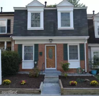 Main picture of 10 Irish Ct