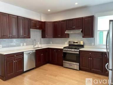 Main picture of 386 Ashmont St