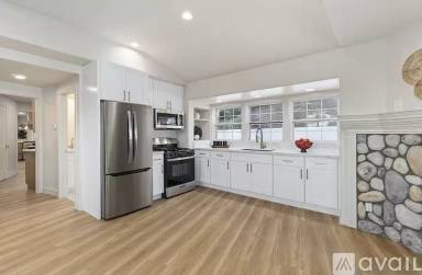 Main picture of 5858 Del Cerro Blvd