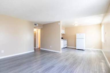 Main picture of Serramonte Park Apartments