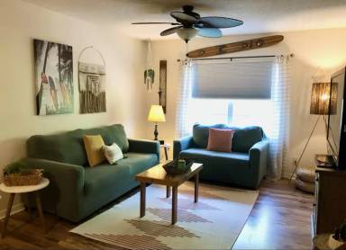 Main picture of 6840 Blue Heron Blvd