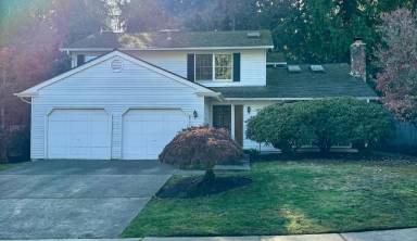 Main picture of 18915 SE 44th Ct