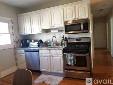 Main picture of 80 Conwell Ave