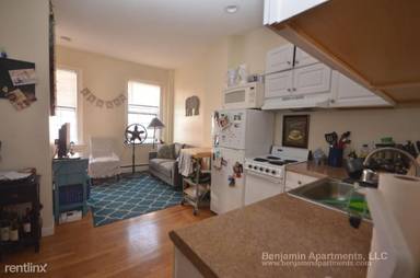 Main picture of 28 Phillips St