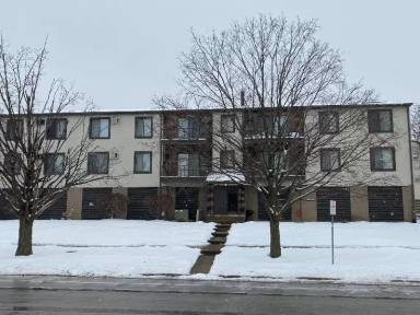 Main picture of 404 E Bailey Rd