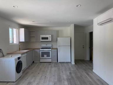 Main picture of 5806 Camerford Ave