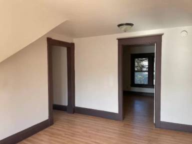 Main picture of 5904 18th Ave