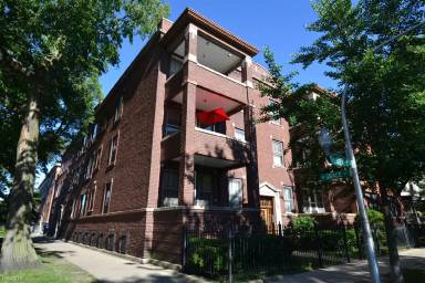 Main picture of 3765 N Lakewood Ave