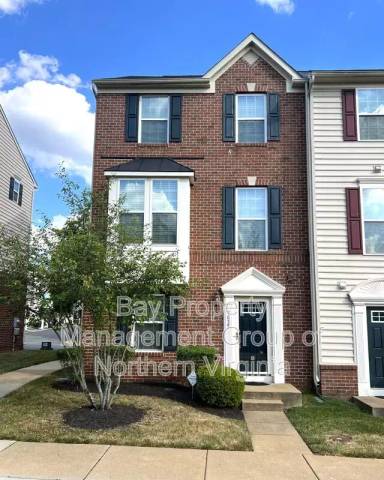 Main picture of 7035 Trek Way