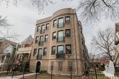 Main picture of 4836 N Paulina St