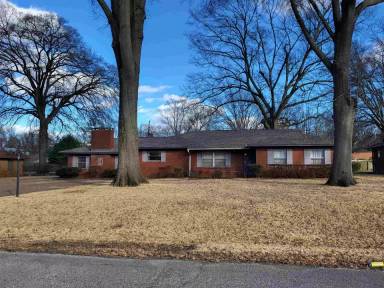 Main picture of 4612 Gilbert Rd