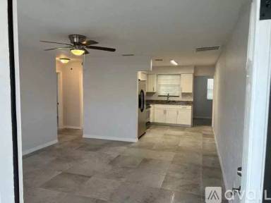 Main picture of 4250 Oriole Ave
