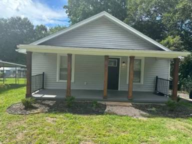 Main picture of 125 Christopher St