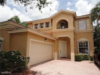 Main picture of 5873 NW 120th Ter