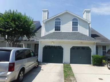 Main picture of 5018 Kemps Lake Dr